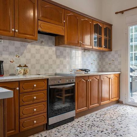 Billiard Home Каламата Екстериор снимка