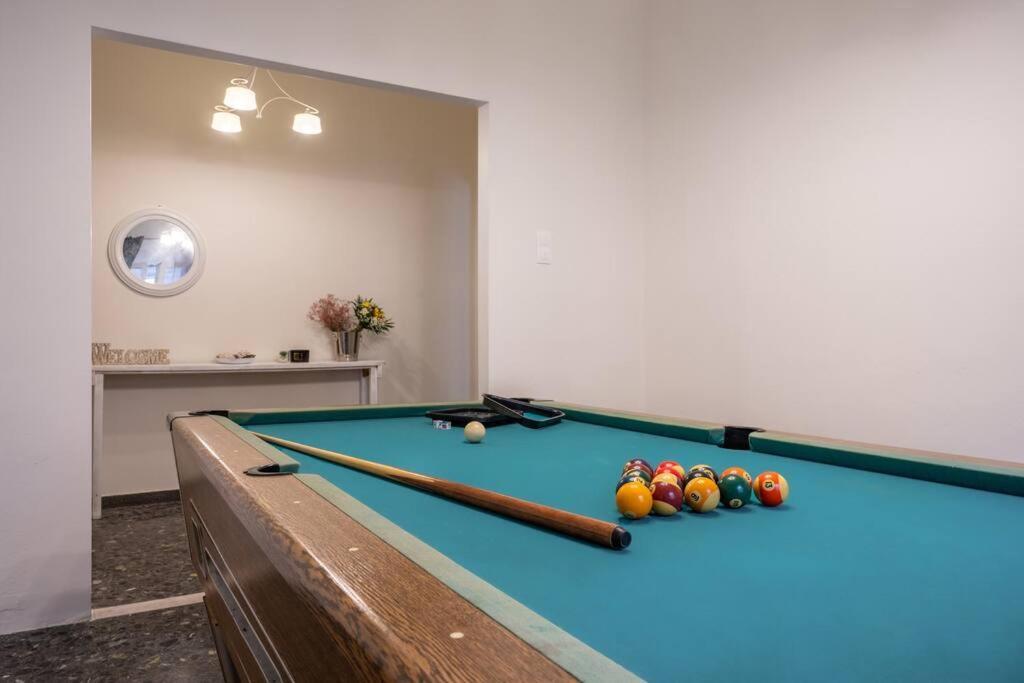 Billiard Home Каламата Екстериор снимка