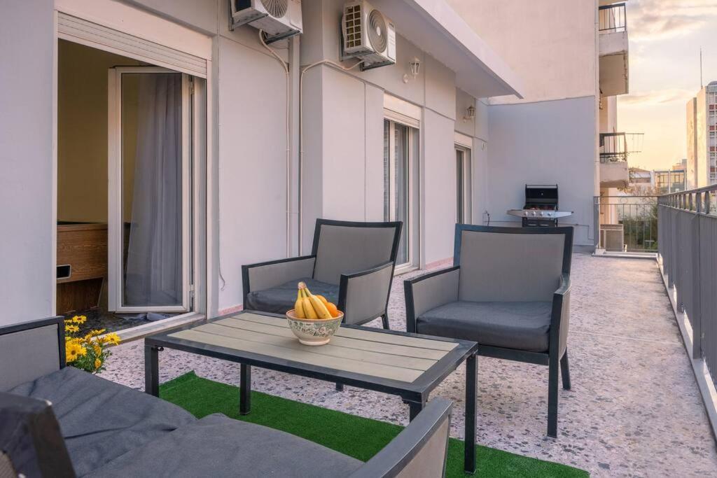 Billiard Home Каламата Екстериор снимка